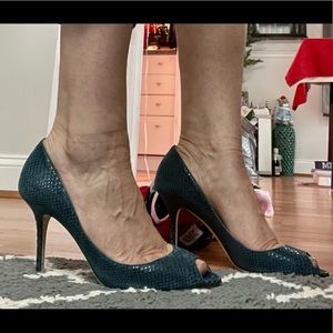 SOLD Jimmy choos open toed blue snake pattern